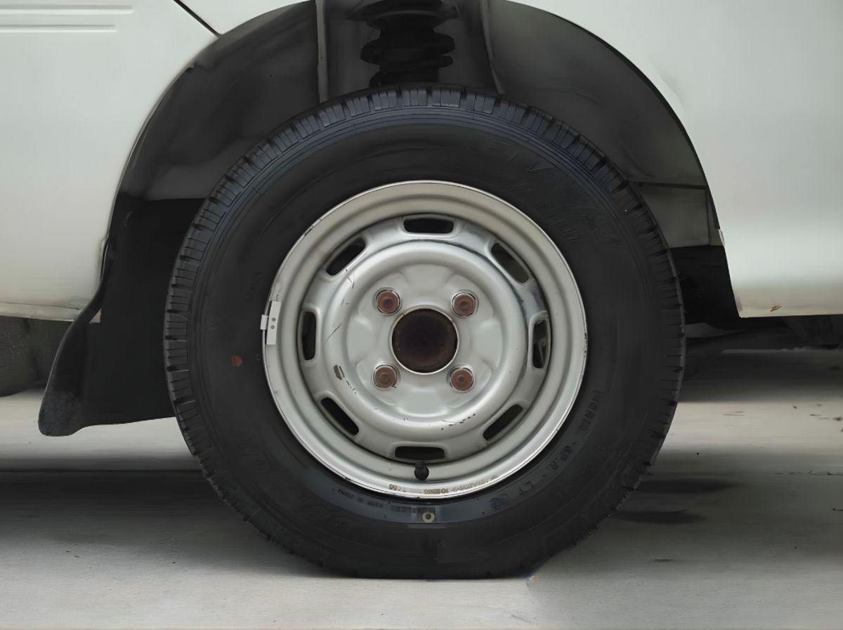 1999 Daihatsu Hijet Super Jumbo 2WD thumbnail 8